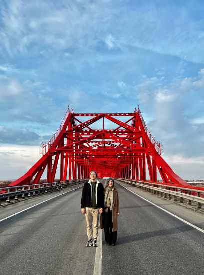 Мост  «Красный Дракон» через реку Иртыш